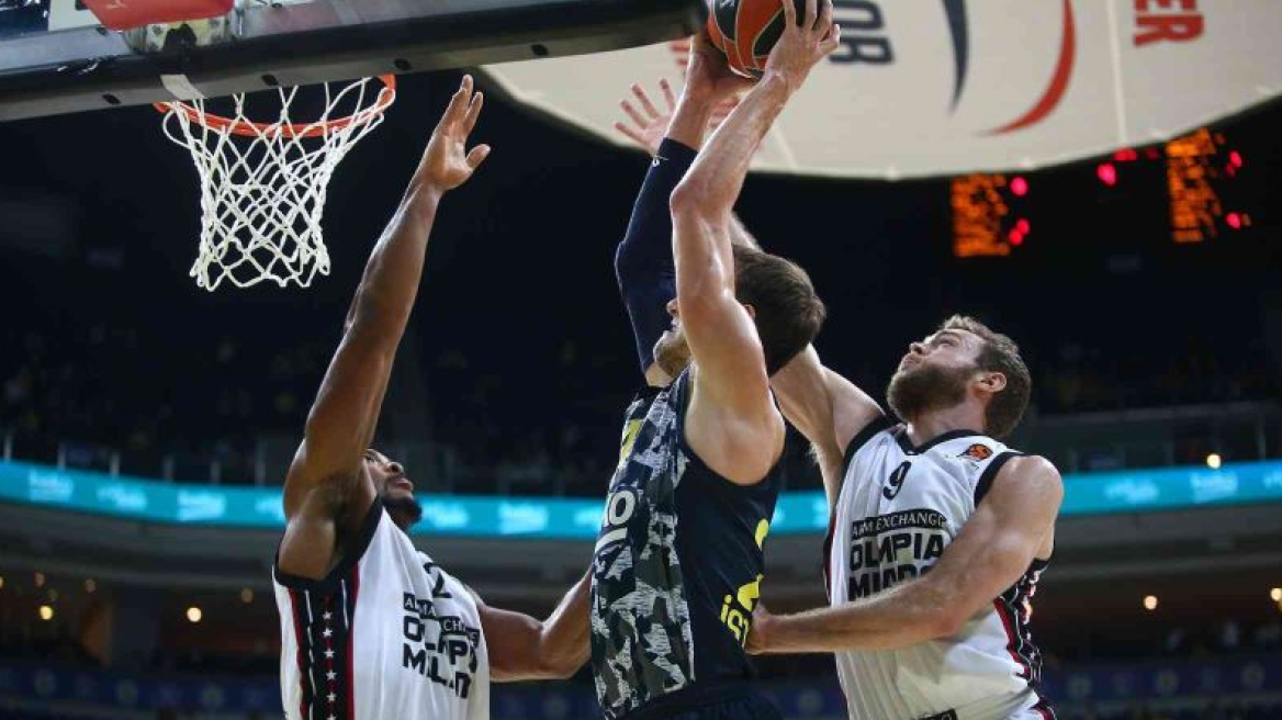 H Αρμάνι «έπνιξε» με 68-43 την Φενερ στον Βόσπορο - Μόλις 3 πόντους οι Τούρκοι την 1η περίοδο - Δείτε βίντεο