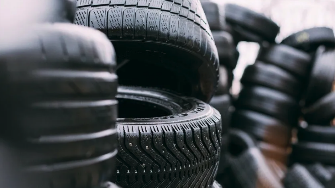 SOS με ελαστικά από το Internet...