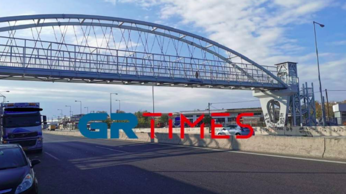 Νεκρός άνδρας που παρασύρθηκε από ΙΧ στη Θεσσαλονίκη