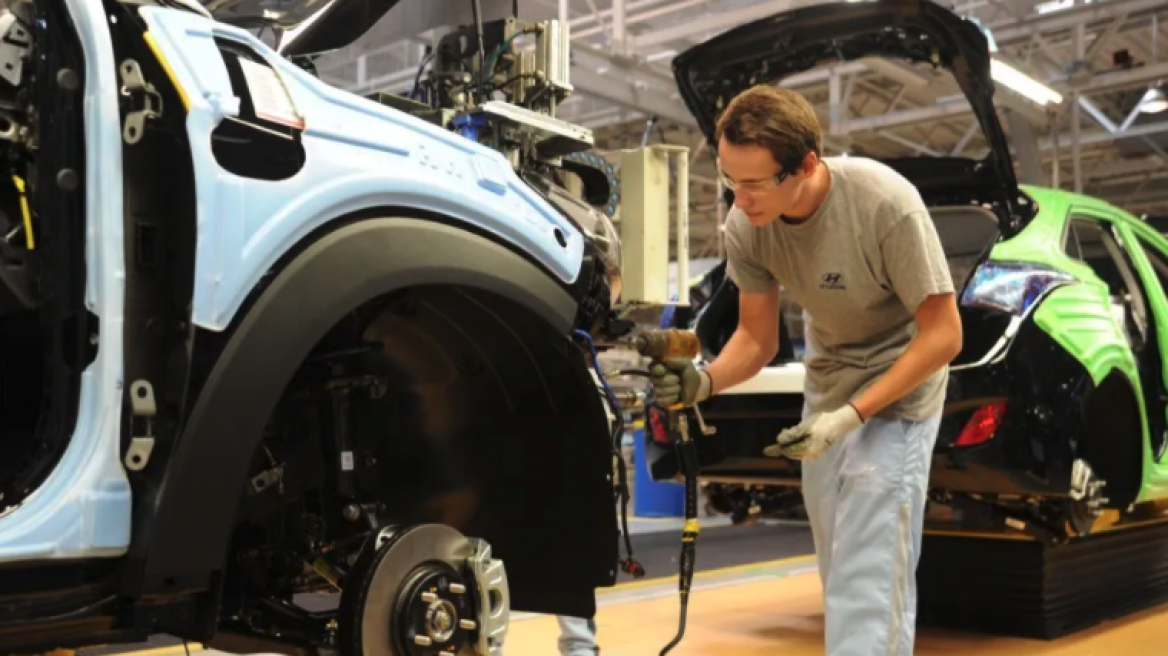 Στον αέρα δεκάδες χιλιάδες εργαζόμενοι λόγω ηλεκτροκίνησης