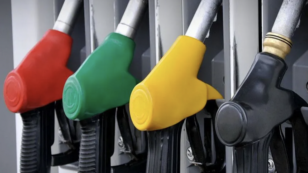 Καύσιμα με… διαλύτες έβαζαν ανυποψίαστοι οδηγοί