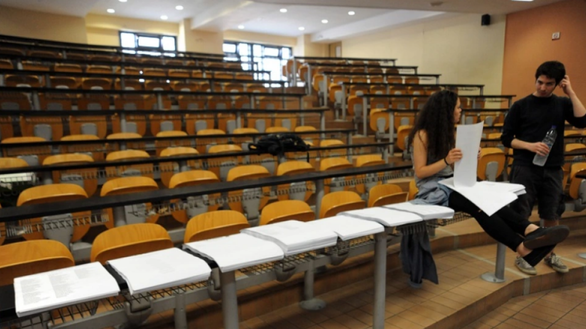 Στο πανεπιστήμιο Δυτικής Μακεδονίας ήταν ο συγγενής καθηγητή που έκανε μαθήματα 18 χρόνια χωρίς αναγνωρισμένο πτυχίο