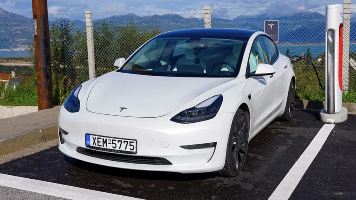 Πόσο γρήγορα φορτίζει ένα Tesla στην Ελλάδα; (+video)