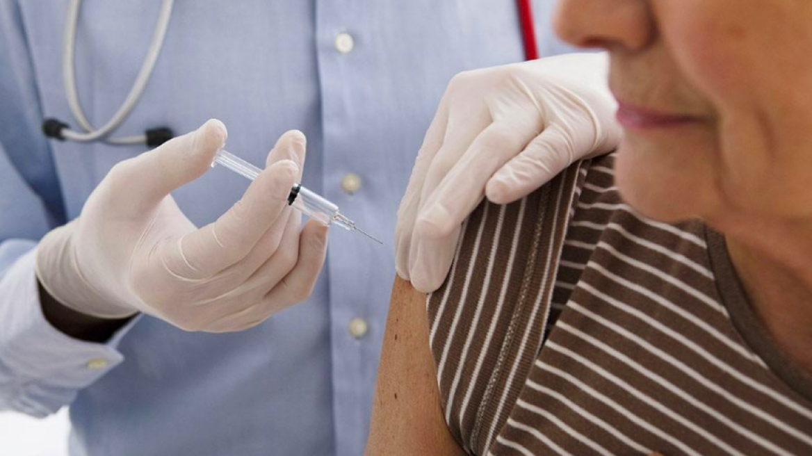 Αντιγριπικό εμβόλιο: Παραμένουν στα ψυγεία των φαρμακείων 