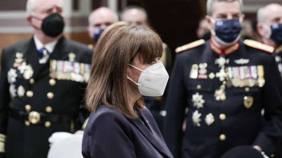 Η Σακελλαροπούλου στην πρωτοχρονιάτικη δοξολογία της Μητρόπολης Αθηνών