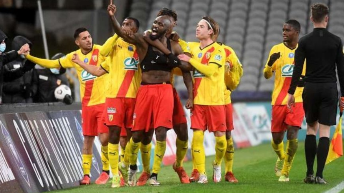 Κύπελλο Γαλλίας: Η Λανς ισοφάρισε σε 2-2 στο 90+5' και απέκλεισε με 4-3 τη Λιλ στα πέναλτι