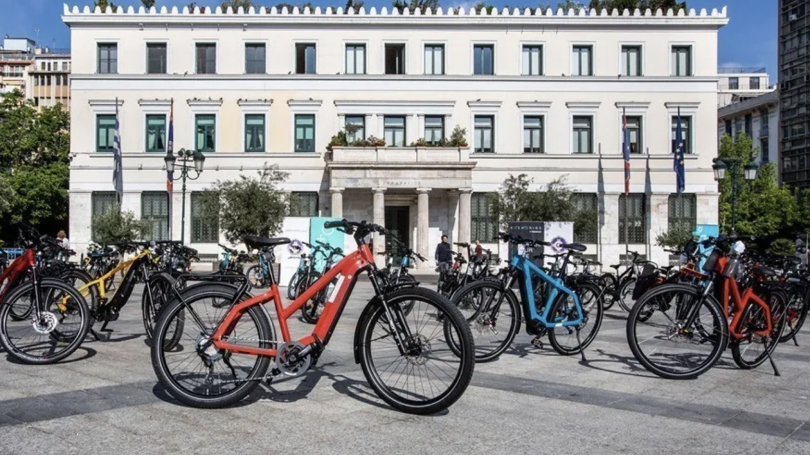 Ελλάδα: "Επικίνδυνος" διαγωνισμός για ηλεκτρικά ποδήλατα...