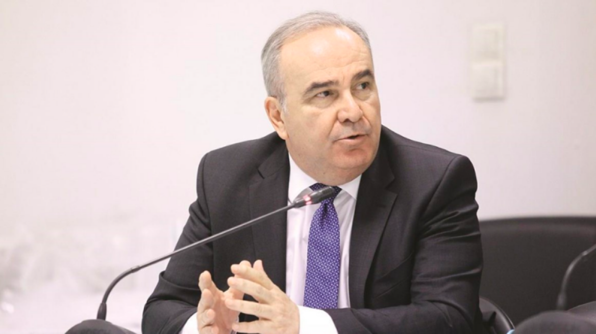 Νίκος Παπαθανάσης: Βρέθηκε θετικός στον κορωνοϊό 