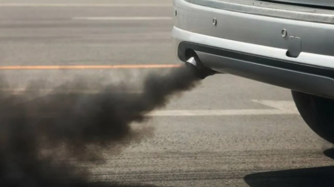 Ελλάδα: STOP στα αυτοκίνητα δεκαετίας...
