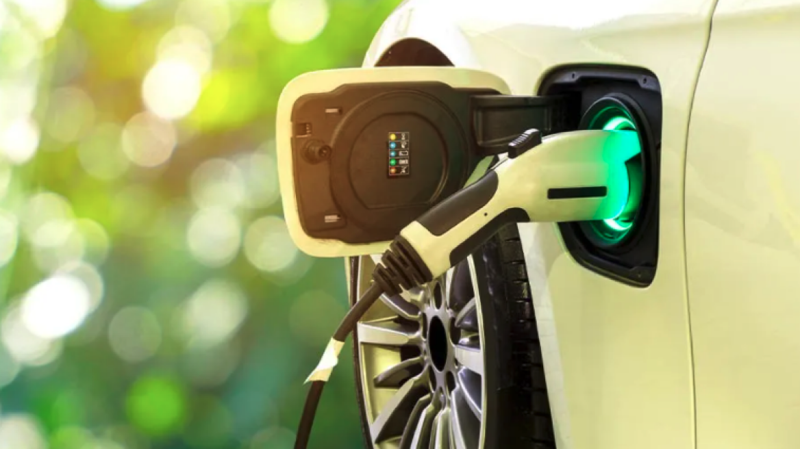 Τα ηλεκτρικά αυτοκίνητα... σκότωσαν τα diesel σε πωλήσεις