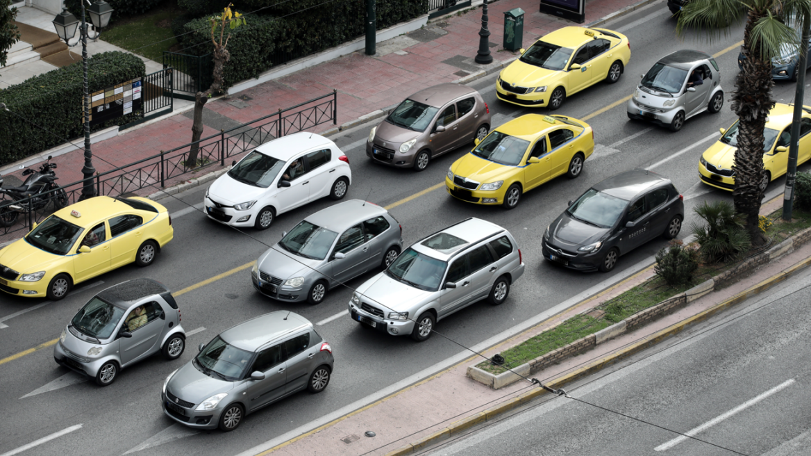 Κίνηση στους δρόμους: Πού έχει μποτιλιάρισμα τώρα στην Αθήνα, live εικόνα