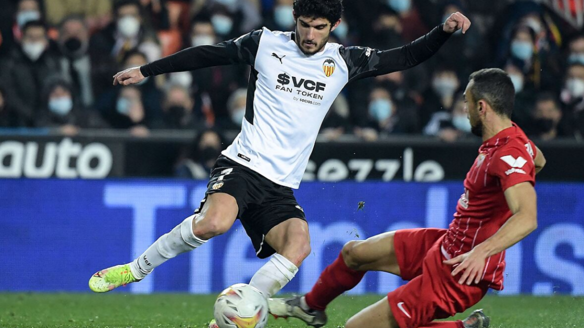 Βαλένθια-Σεβίλλη 1-1: Ισοπαλία με κερδισμένη τη Ρεάλ Μαδρίτης - Δείτε τα γκολ