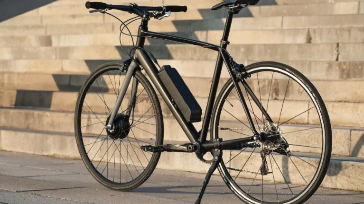 Ελλάδα: Μετατρέπουν απλά ποδήλατα σε ηλεκτρικά με κινέζικα κιτ