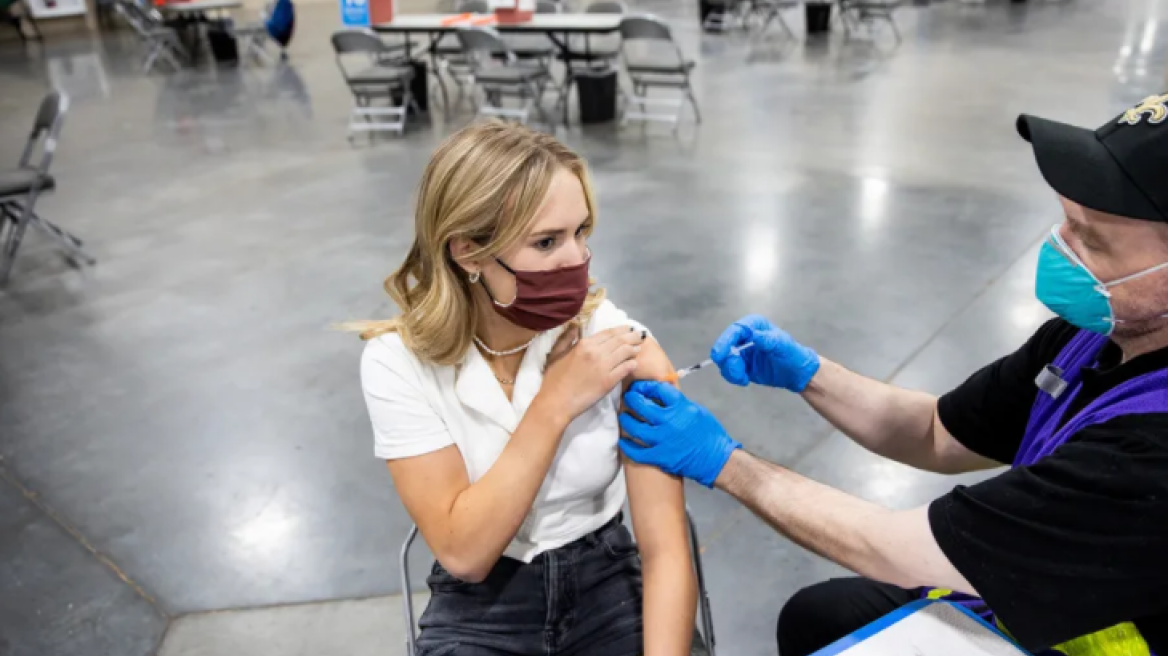 Έρευνα για τα εμβόλια κατά του κορωνοϊού: Οι άνθρωποι με κατάθλιψη είναι πιο ευάλωτοι στην παραπληροφόρηση