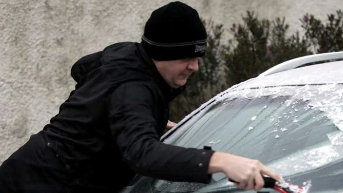 Προσοχή: Πάγος στο παρμπρίζ - Τι κάνω;