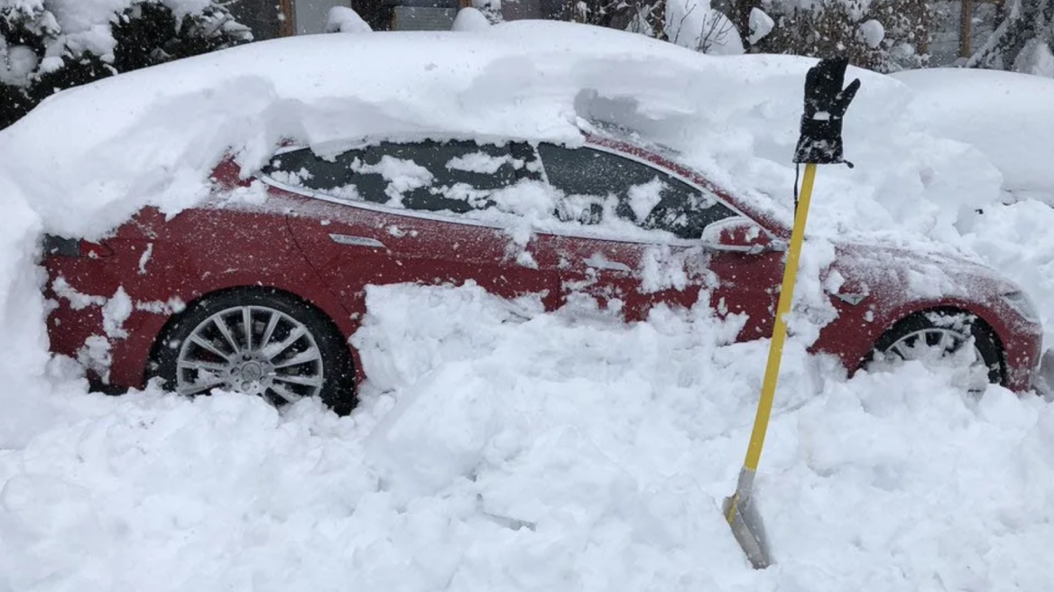 Ιδιοκτήτες αυτοκινήτων +50.000€: Παγώνουμε, κάντε κάτι!