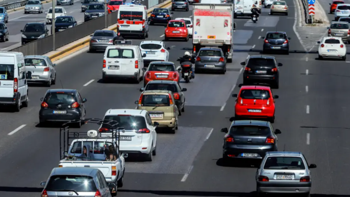 Κίνηση στους δρόμους: Πού έχει μποτιλιάρισμα τώρα στην Αθήνα, live εικόνα