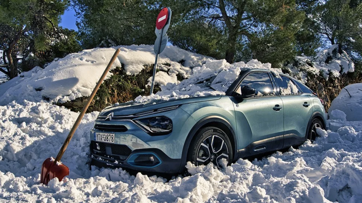 Video: Ξεθάψαμε το αυτοκίνητο δοκιμής μετά από 4 ημέρες