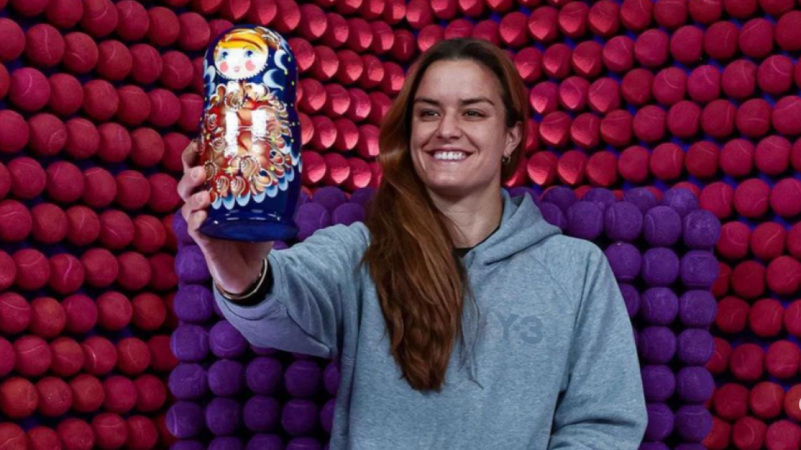 To  post των Ρώσων στα ελληνικά για την Σάκκαρη: «Μαρία σ' αγαπάμε» -Δείτε βίντεο 