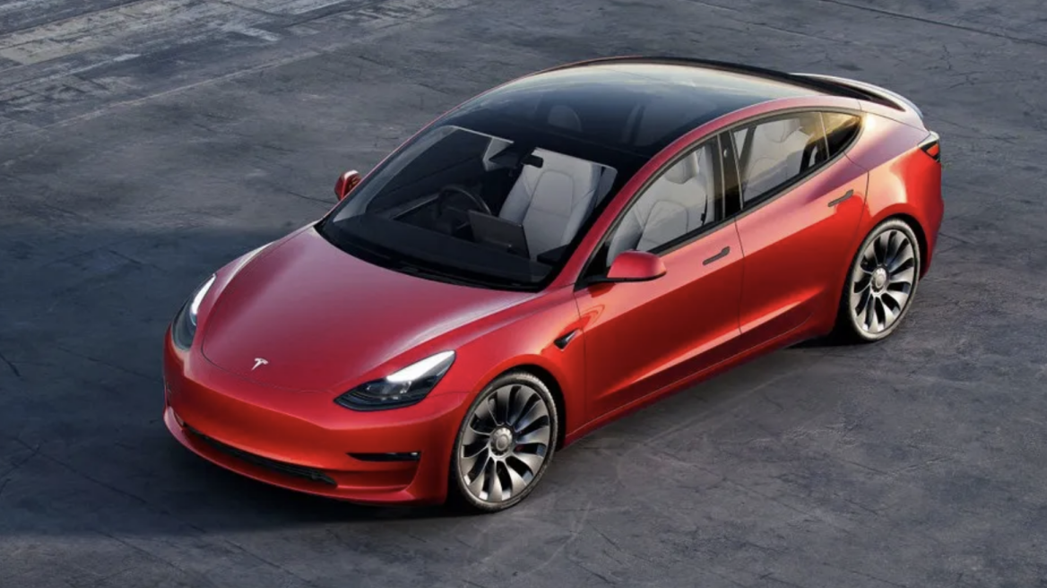 Σκάνδαλο Tesla: Αφαίρεσε κρίσιμο εξάρτημα χωρίς να ενημερώσει τους πελάτες της