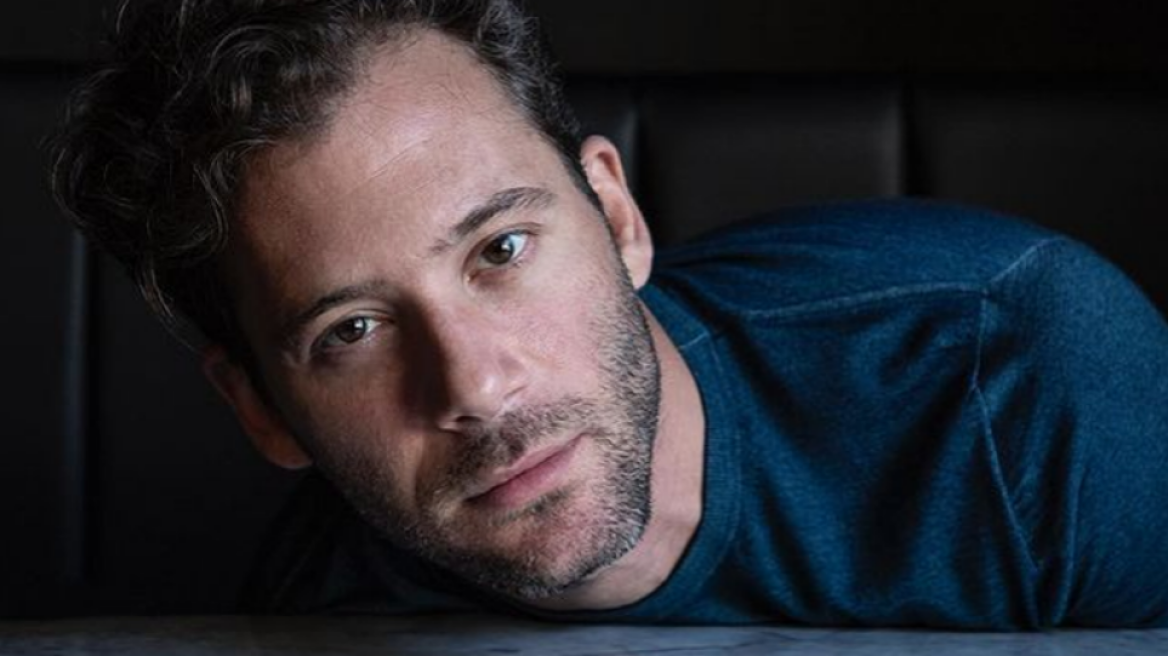 Αντίνοος Αλμπάνης: «Έχω δει τους διπλανούς μου στους θαλάμους, ξέρω τι σημαίνει να θες μια παρηγοριά»