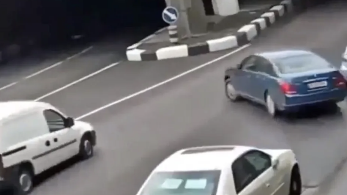 Ενα καταστροφικό παρκάρισμα (+video)