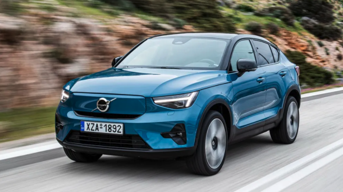 Οδηγούμε στην Ελλάδα τον αντικαταστάτη του Volvo V40 - Δείτε πόσο κοστίζει