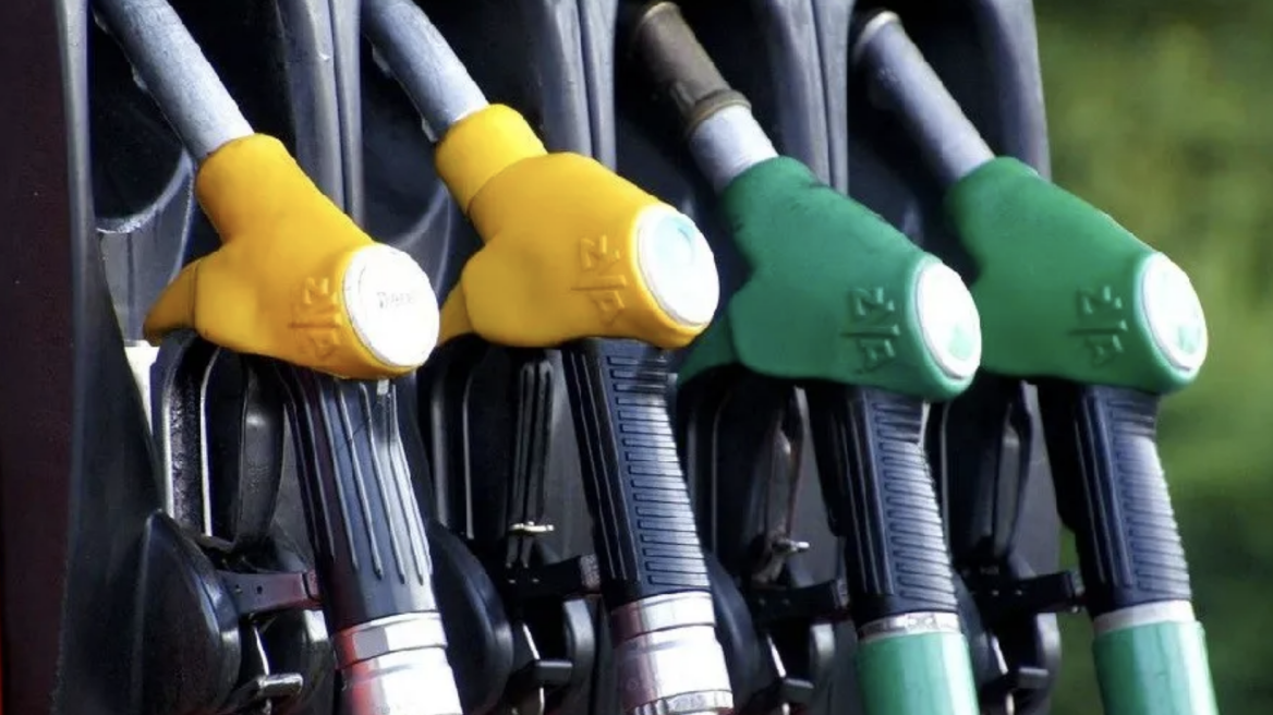 Ελλάδα: Πόσο θα πέσει η τιμή σε βενζίνη, diesel και υγραέριο;