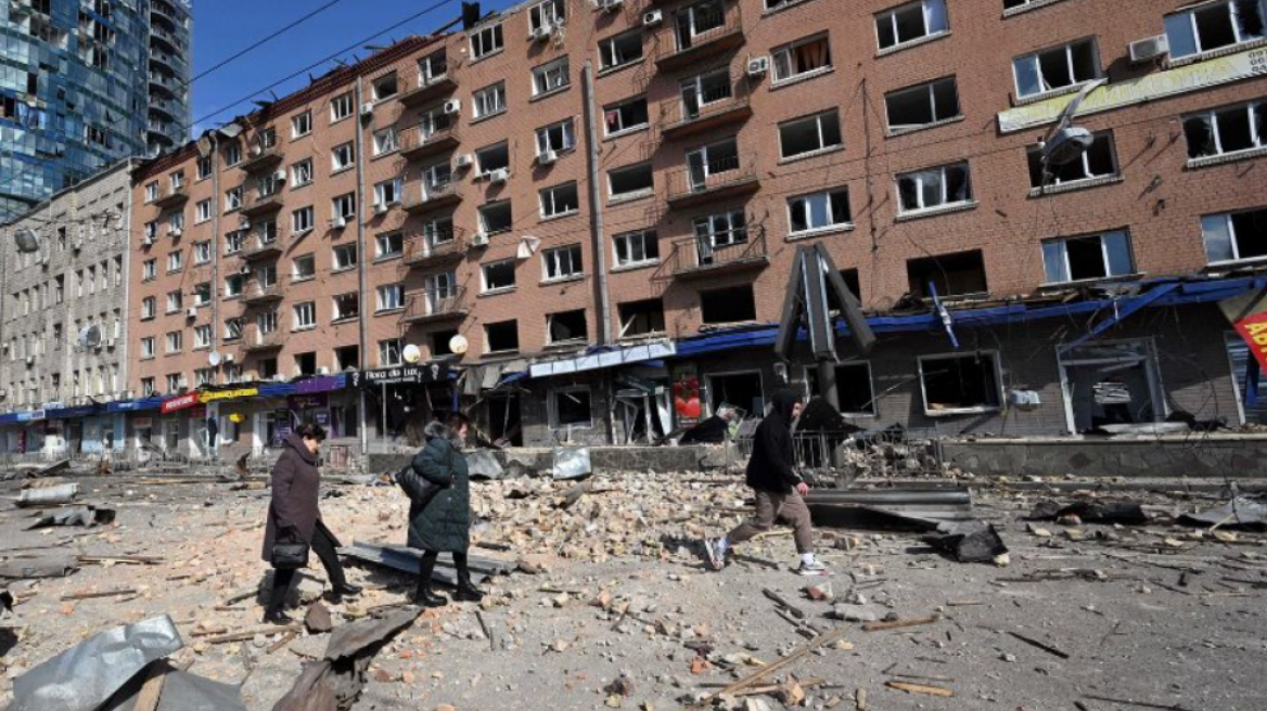 Η Μαριούπολη υφίσταται 50 έως 100 επιθέσεις καθημερινά, σύμφωνα με το δημοτικό συμβούλιο