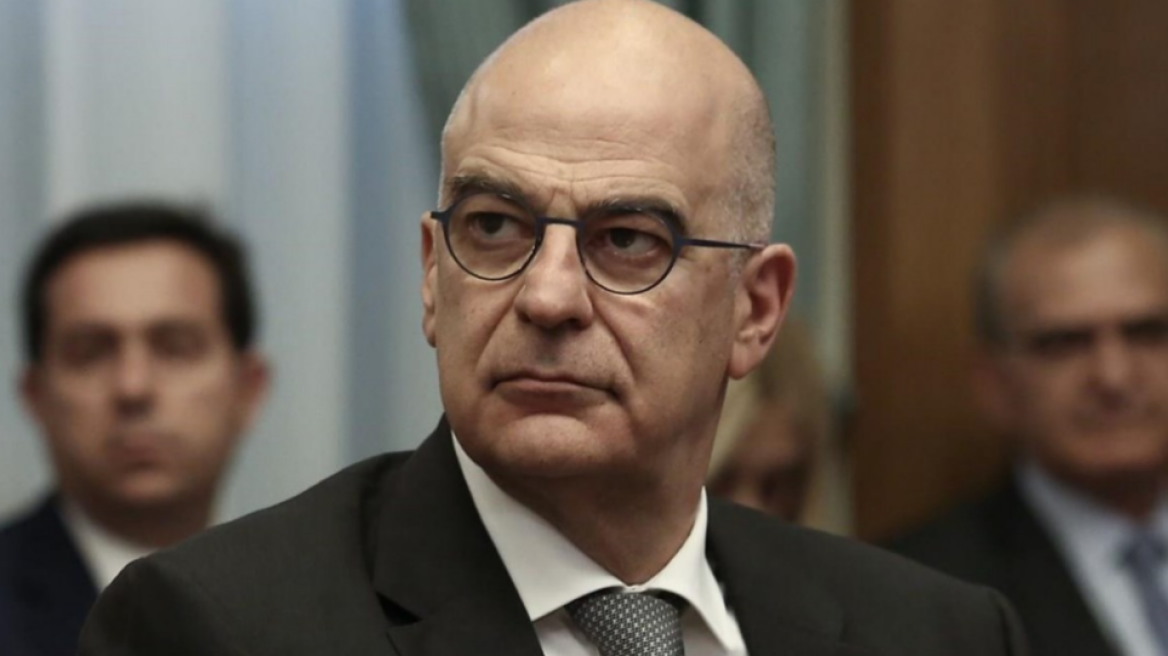 Δένδιας: Θα προτείνω να πάω επικεφαλής ανθρωπιστικής αποστολής στη Μαριούπολη