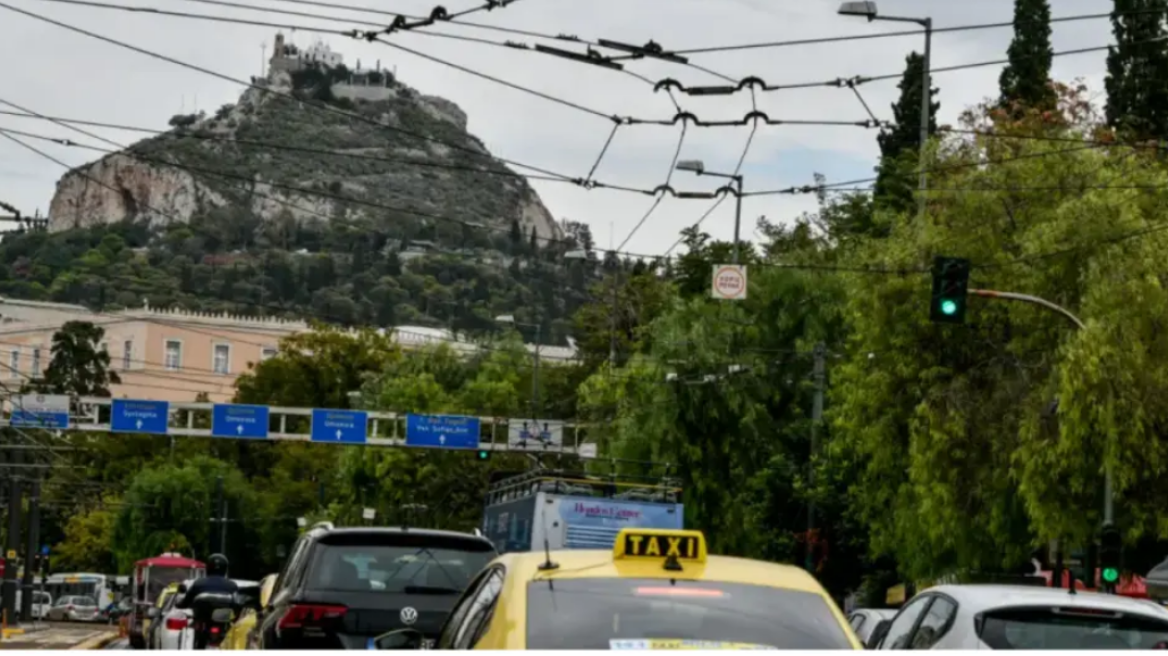 Κίνηση στους δρόμους: Πού έχει μποτιλιάρισμα τώρα στην Αθήνα - Live εικόνα