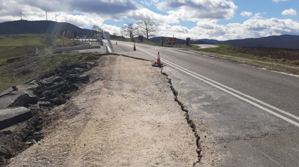 Κλειστή η εθνική οδός Κοζάνης - Λάρισας στο Τριγωνικό λόγω καθίζησης