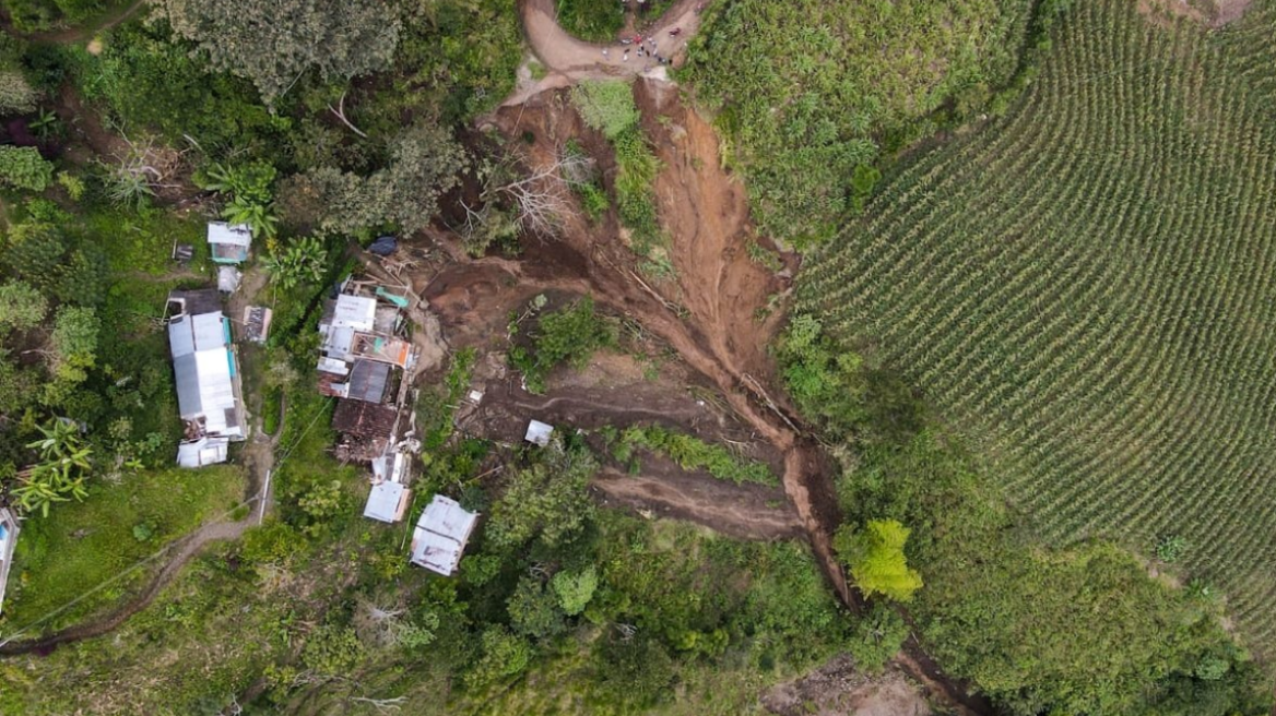 Κολομβία: Φονικές πλημμύρες έπληξαν περιφέρεια, 10 νεκροί και επτά αγνοούμενοι (βίντεο)