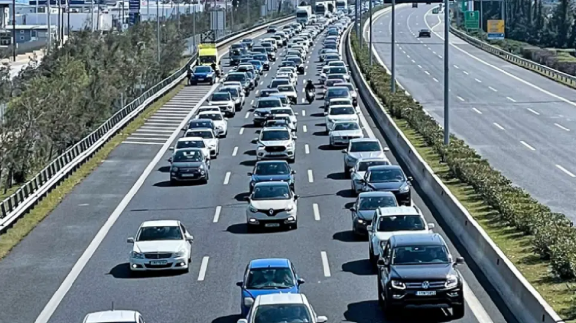 Κίνηση στους δρόμους: Πού θα βρείτε μποτιλιάρισμα, δείτε live εικόνα