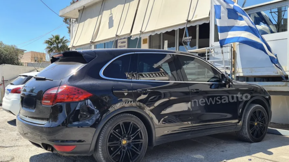 Κατέσχεσαν Porsche Cayenne με κινητήρα από κλεμμένο (φωτογραφίες)