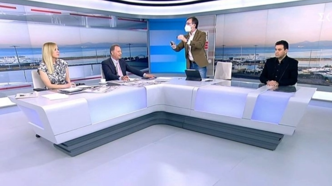 Ο Άρης Πορτοσάλτε αποχωρεί έξαλλος από το στούντιο του ΣΚΑΪ - Τι συνέβη