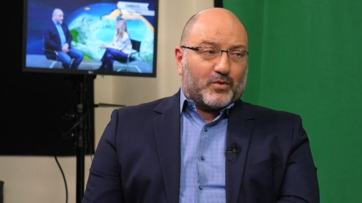 Ο Σάκης Αρναούτογλου για την υιοθεσία του γιου του: «Ο Τηλέμαχος μας επέλεξε για γονείς του»