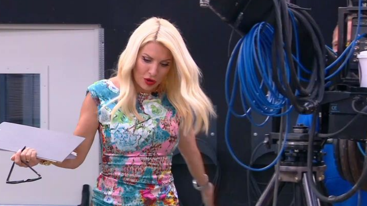 Ελένη Μενεγάκη: Ο χορός από τα backstage στο πλατό