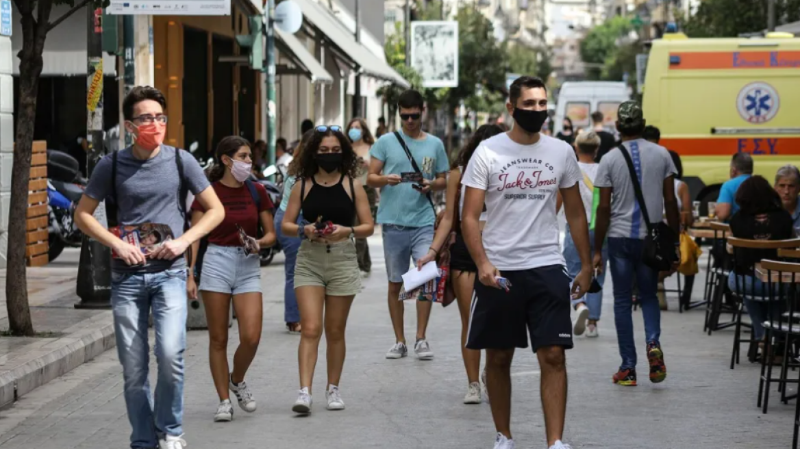 Κορωνοϊός - Υποπαραλλαγή «Κένταυρος»: Πιο μεταδοτική αλλά όχι θανατηφόρα, λένε οι επιστήμονες