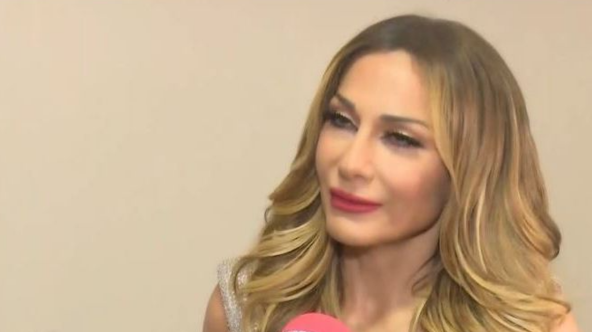 Δέσποινα Βανδή: Η απάντησή της για το ενδεχόμενο ενός γάμου με τον Βασίλη Μπισμπίκη