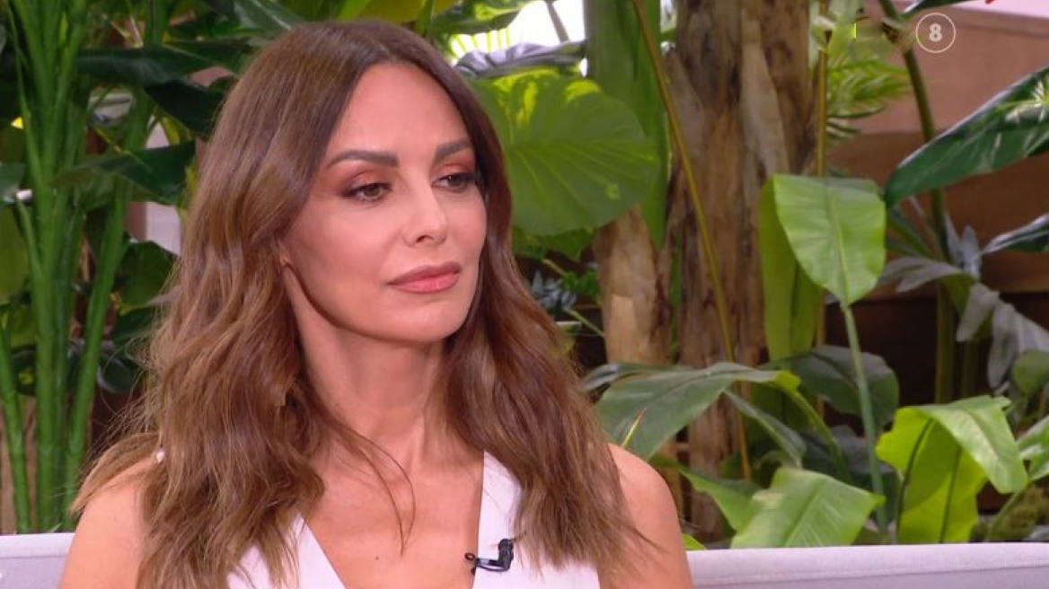 Μπέττυ Μαγγίρα για τον θάνατο της μητέρας της: «Δεν ήθελα να βγω και να πλαντάξω στο κλάμα»