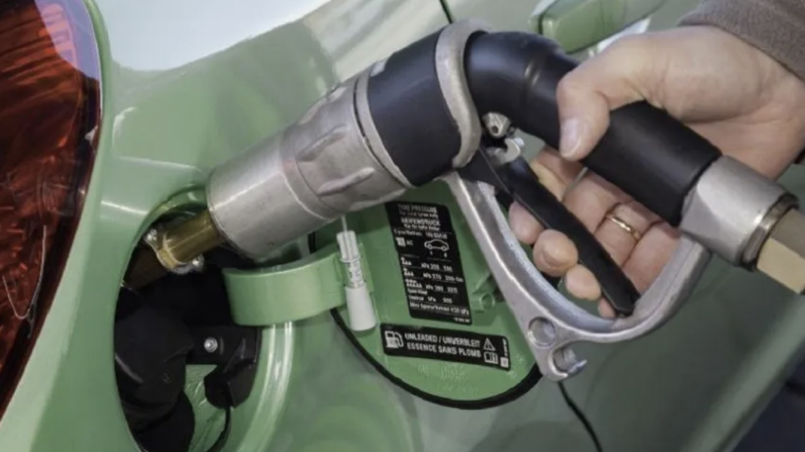 Καυσιμα: Φουλ της παρανομίας - Δείτε αναλυτικά