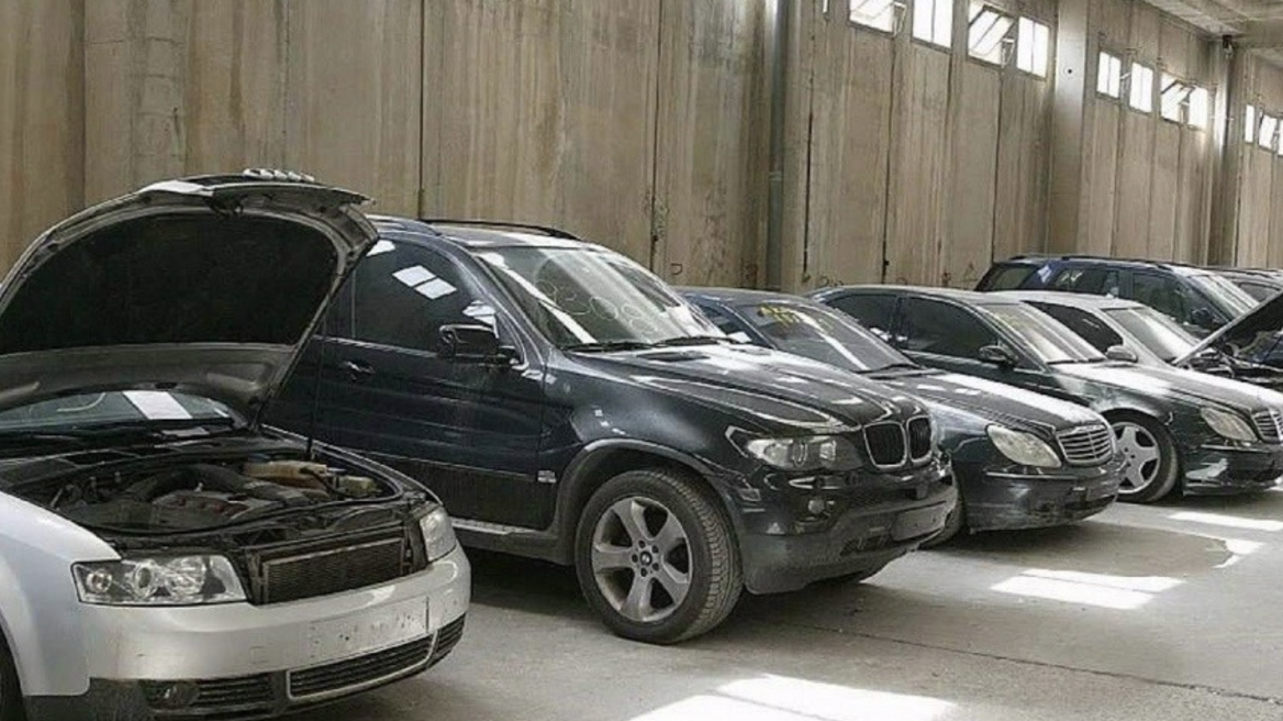 Στο «σφυρί» κατασχεμένα υπερπολυτελή ΙΧ - Δειτε τις τιμές