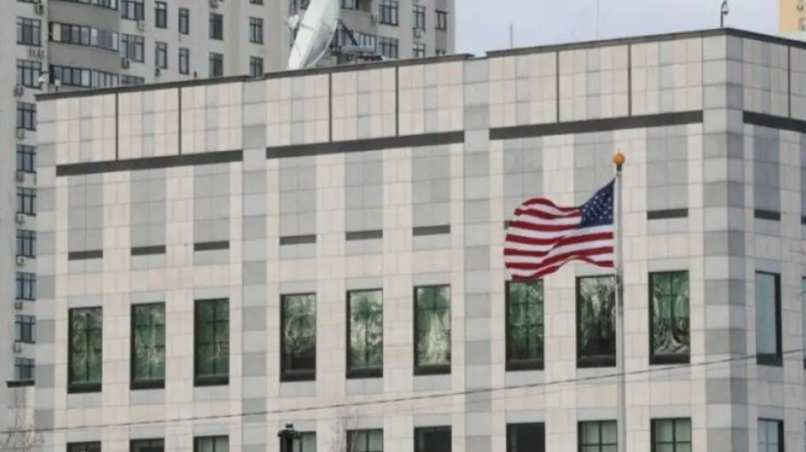 Πόλεμος στην Ουκρανία: Η Ουάσινγκτον ανοίγει εκ νέου την πρεσβεία της στο Κίεβο 