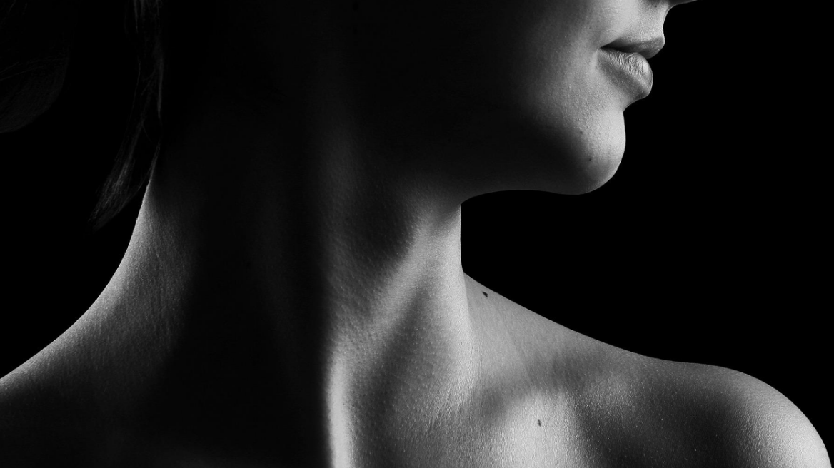 Ποια είναι η σχέση μεταξύ της νόσου του θυρεοειδούς και της οστεοπόρωσης;