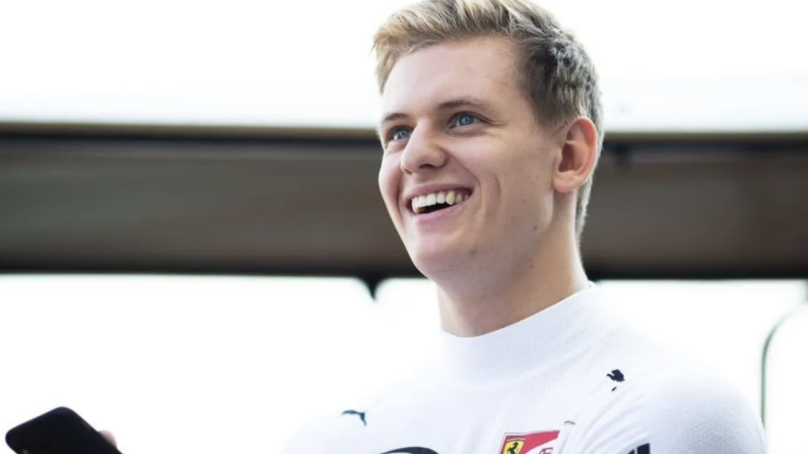 Νέο ΣΟΚ με Σουμάχερ - Δείτε το video