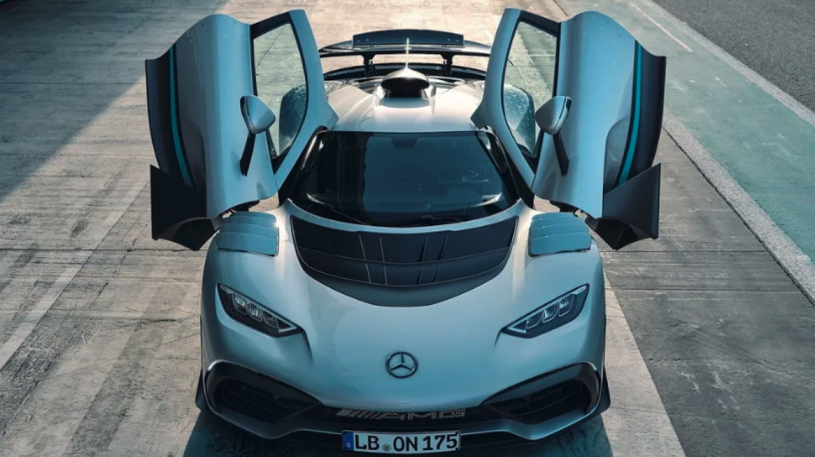 Πόσο κοστίζει η... Ferrari της Mercedes;