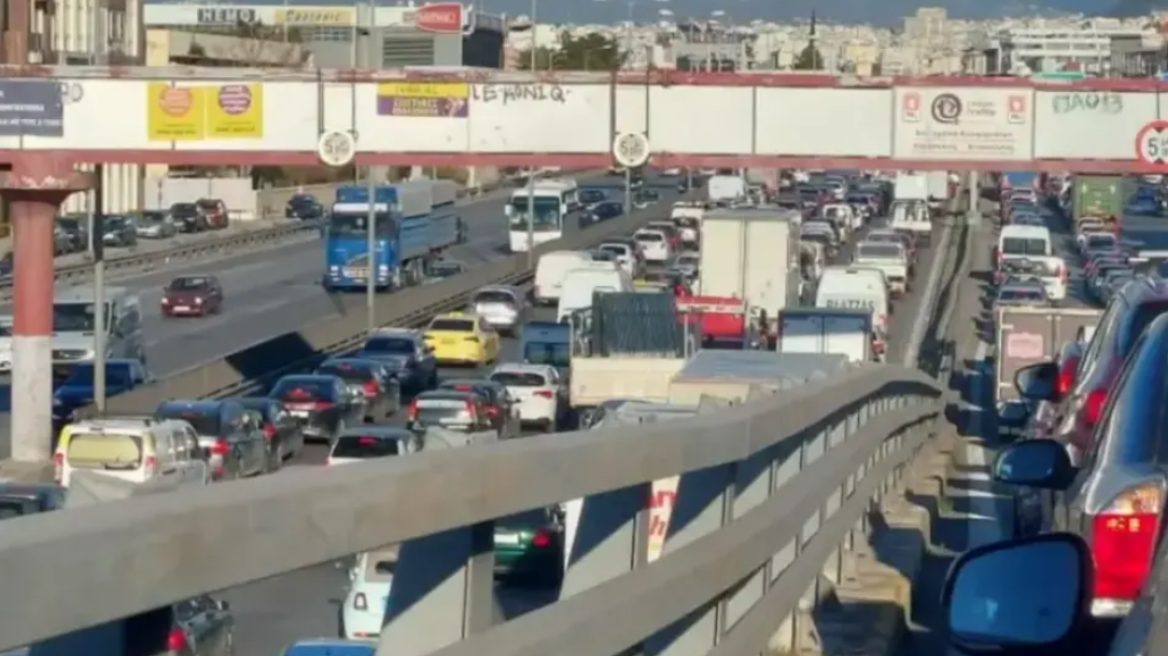 Κίνηση στους δρόμους: Πού έχει μποτιλιάρισμα τώρα, live εικόνα