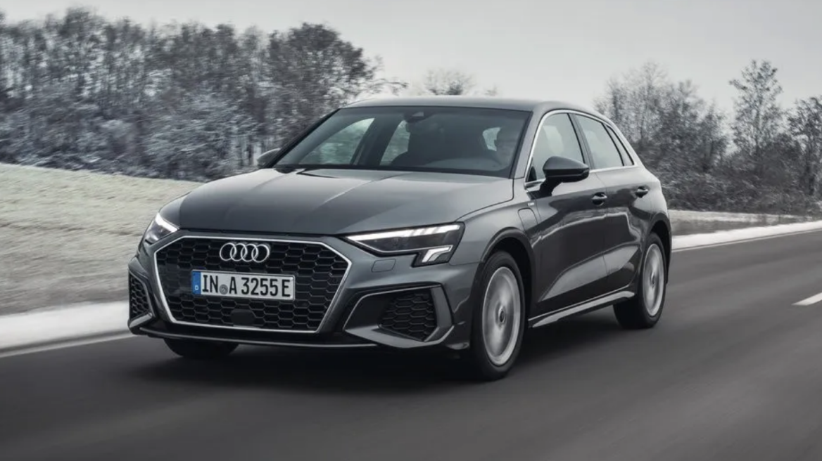 Αυτό το Audi A3 μας βάζει στην… πρίζα!
