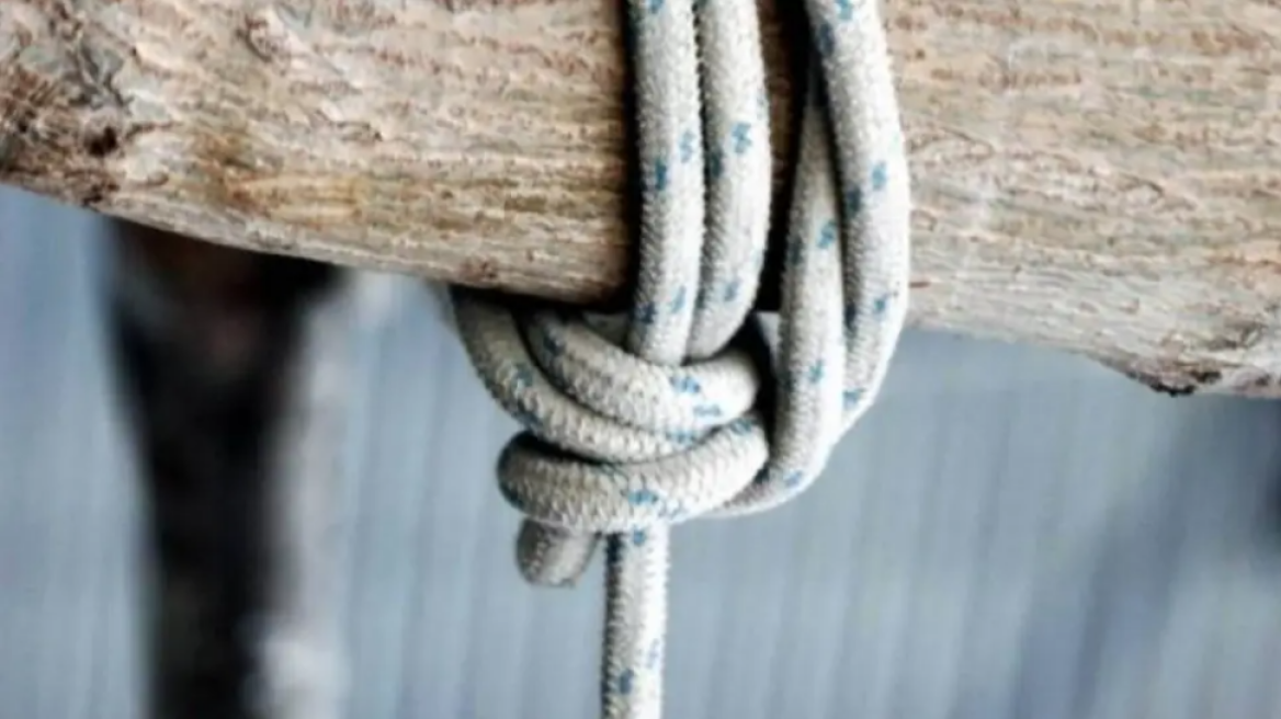 Λάρισα: Θρήνος για 64χρονο που εντοπίστηκε απαγχονισμένος